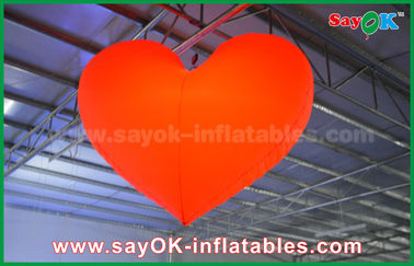 украшения приведенные красного сердца 1.5м романтичные освещая на открытом воздухе раздувные для Веддинг